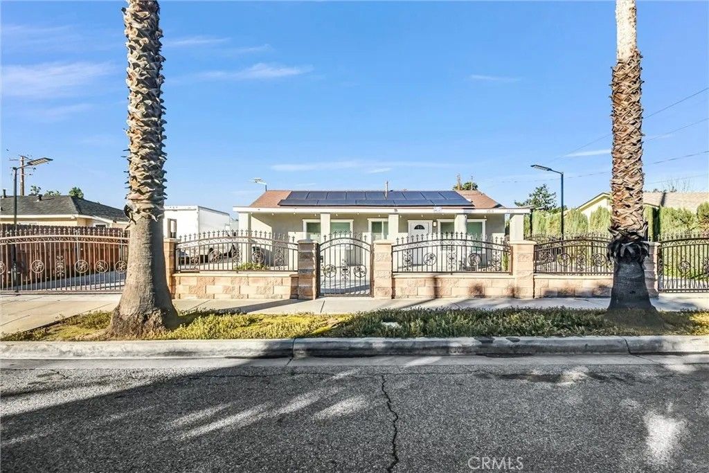 Photo of 3913 Walnut St, Baldwin Park, CA 91706 (MLS # DW26013237)