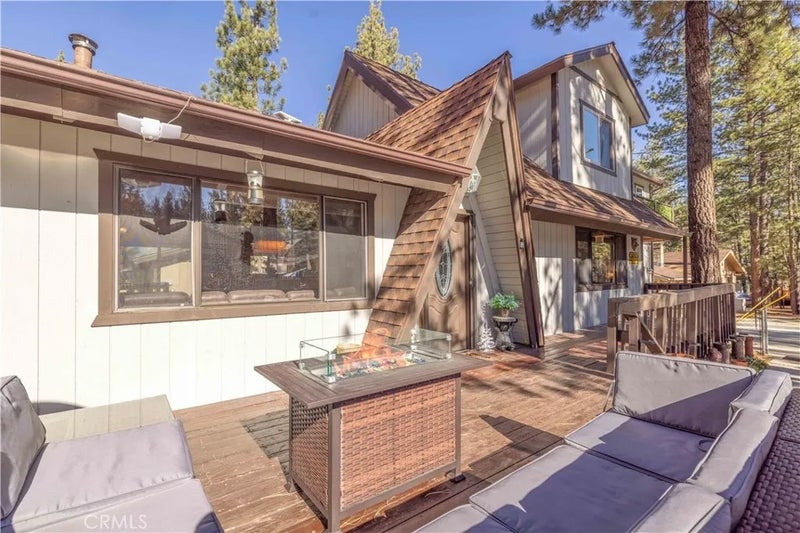 565 Ridgeside