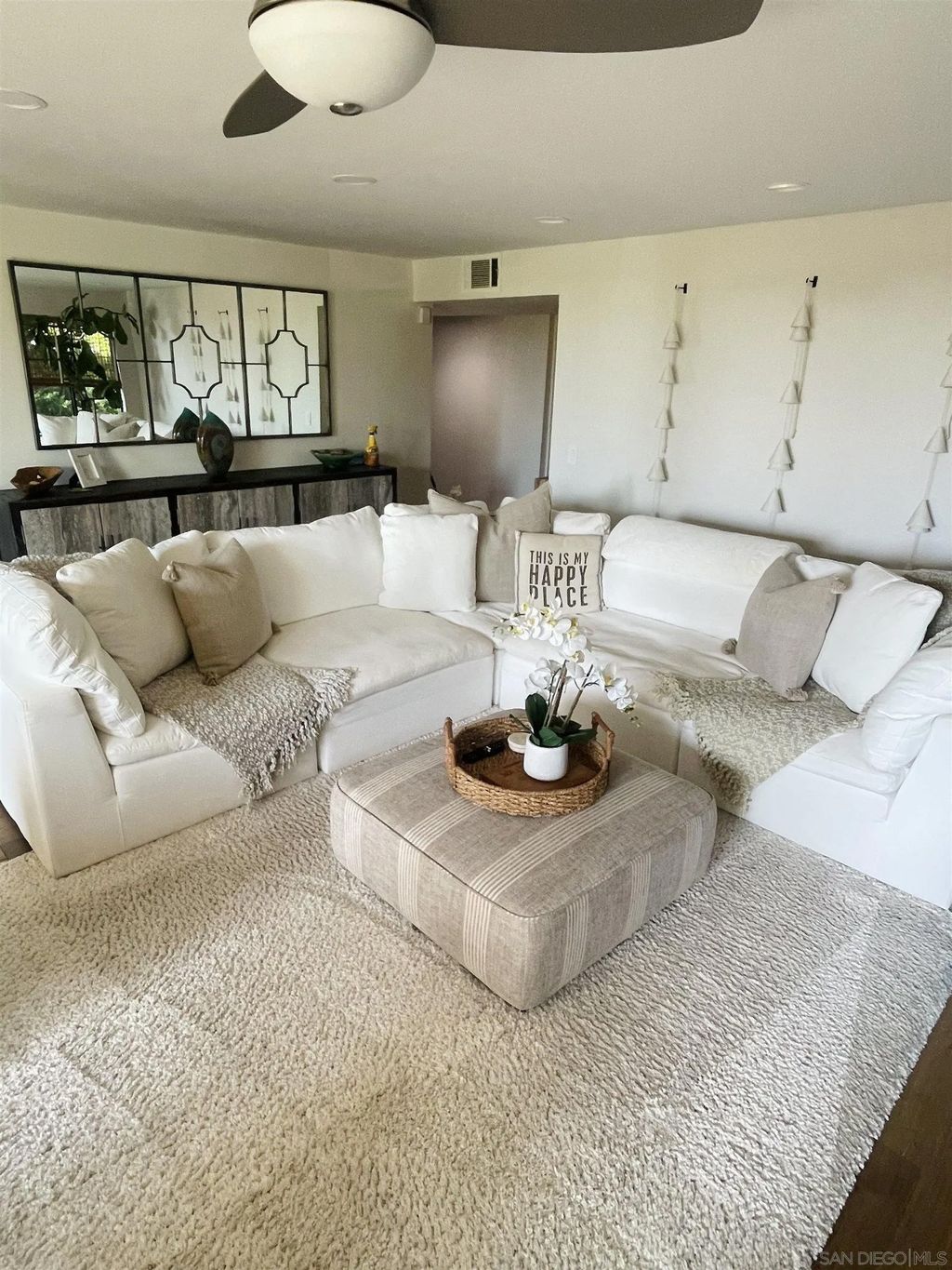 Photo of 242 Dolphin Cove Ct, Del Mar, CA 92014 (MLS # 250035437)