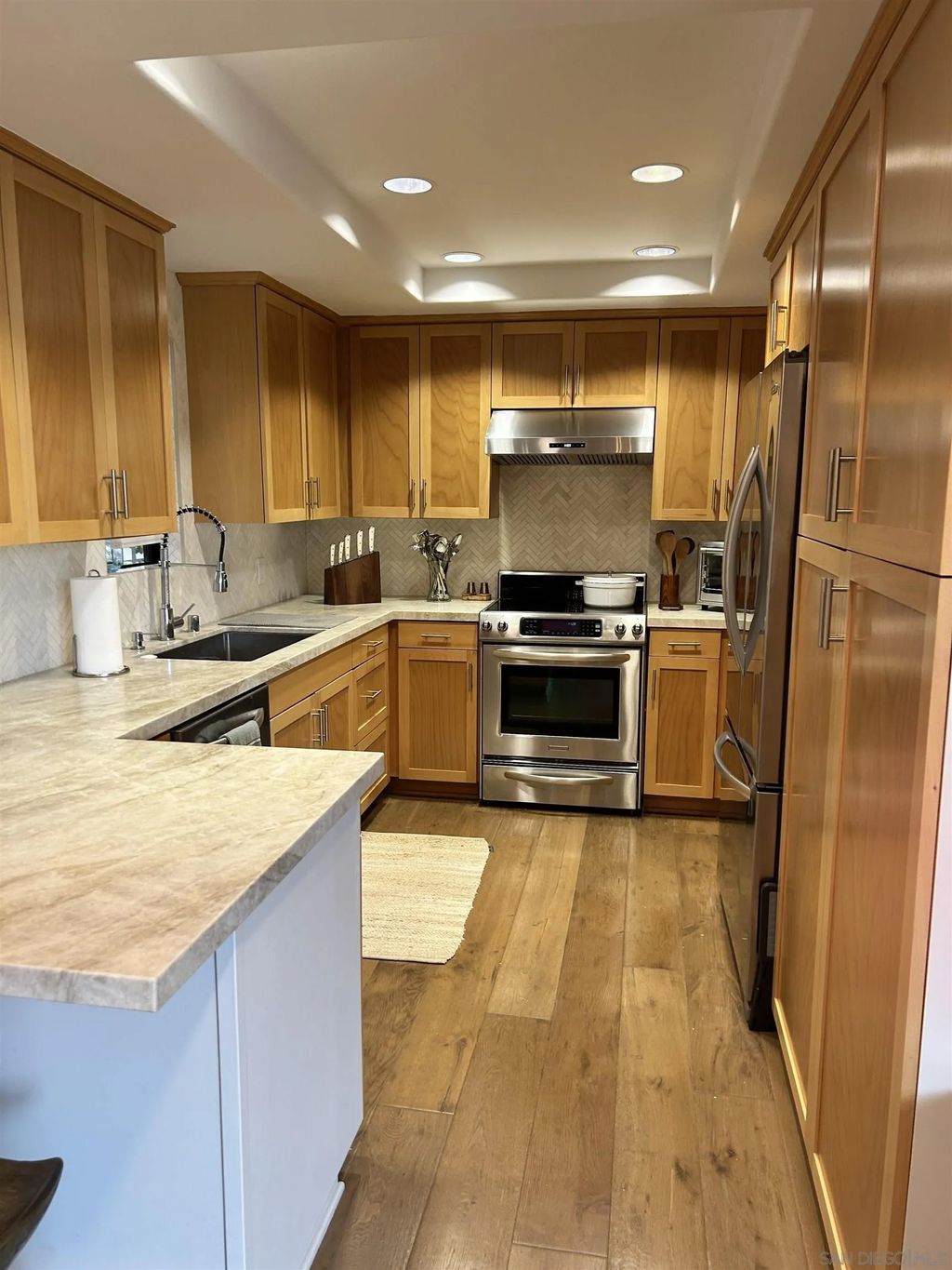 Photo of 242 Dolphin Cove Ct, Del Mar, CA 92014 (MLS # 250035437)