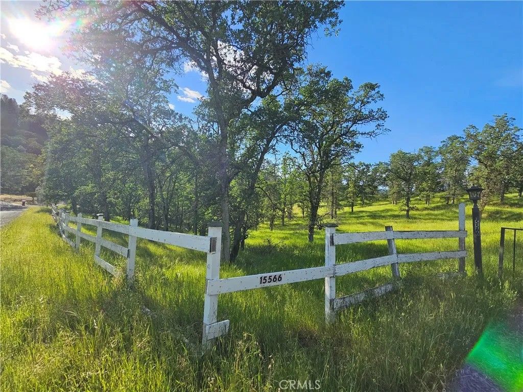 Photo of 15566 Joseph Trl, Lower Lake, CA 95457 (MLS # LC26082000)