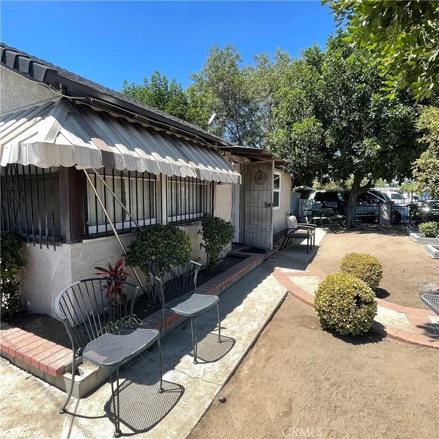 10605 Laurel Canyon