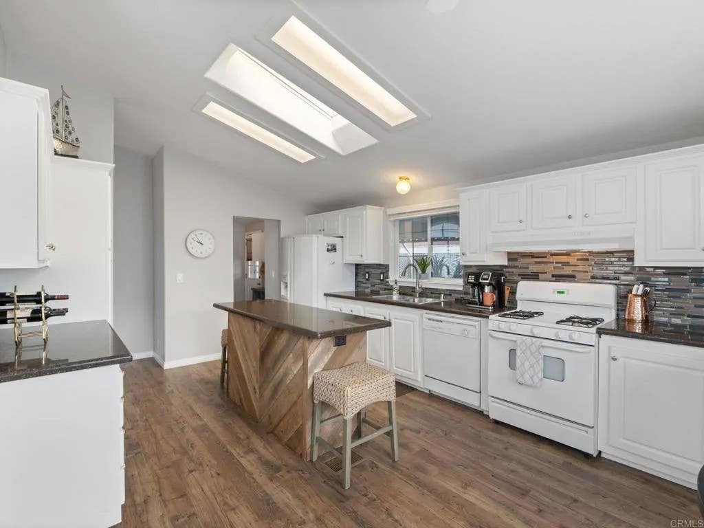 Photo of 444 N El Camino Real #SPC 64, Encinitas, CA 92024 (MLS # NDP2607301)