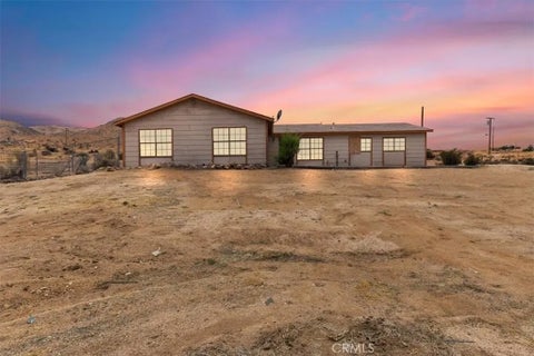 Photo of 8885 Corto Road, Apple Valley, CA 92308 (MLS # DW26181301)