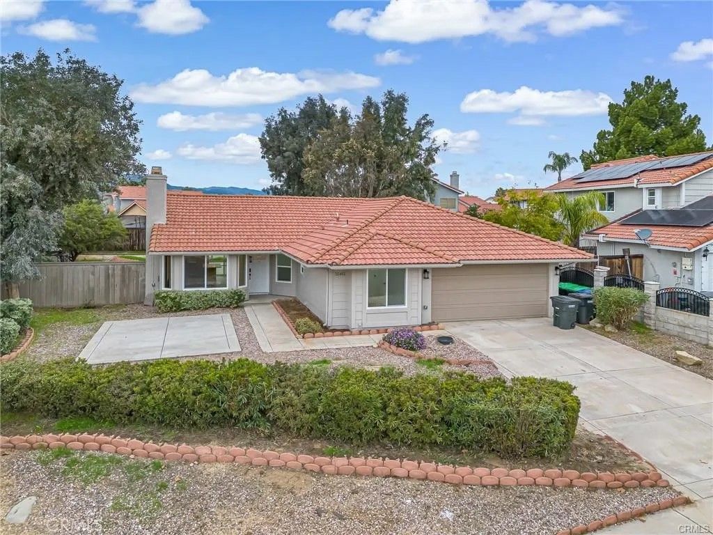 Photo of 35465 Woshka Ln, Wildomar, CA 92595 (MLS # PW26037927)