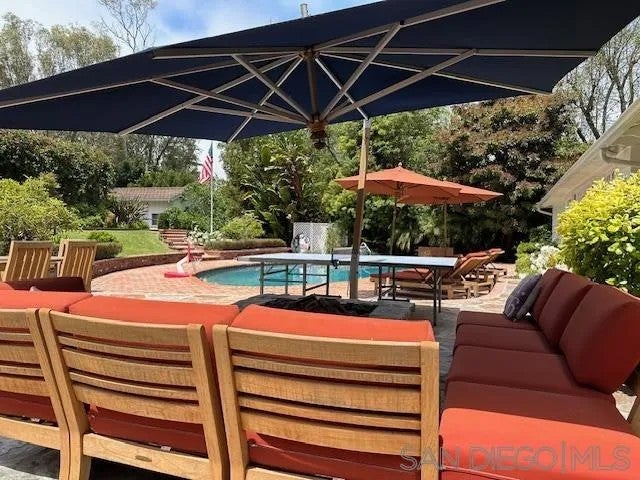 17 Eastfield Dr