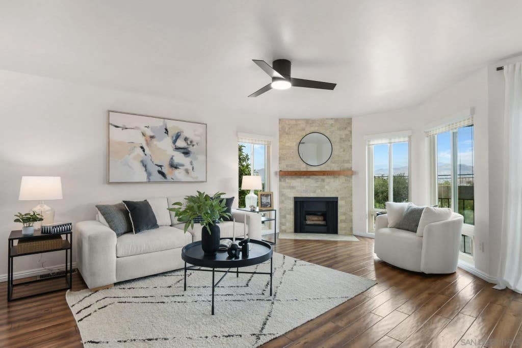 Photo of 354 Travelodge Drive, El Cajon, CA 92020 (MLS # 260020780)