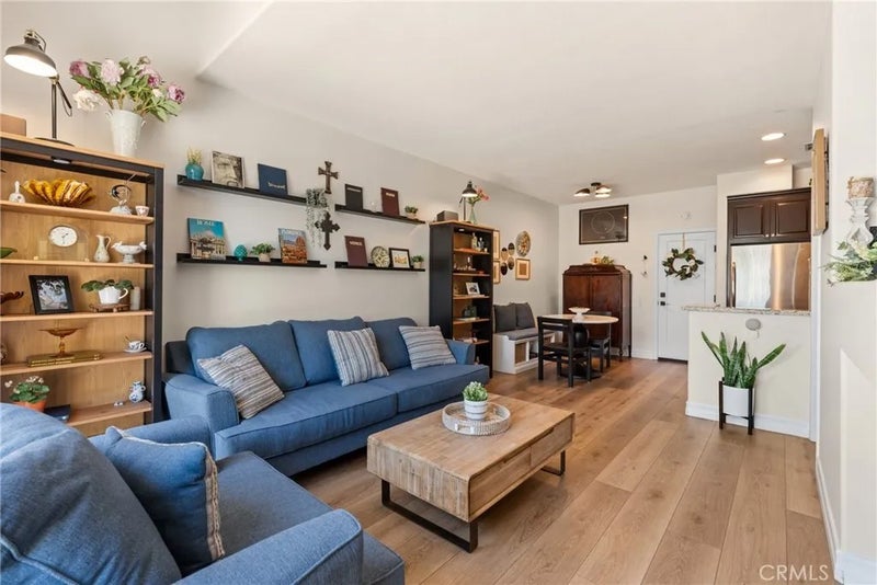 8567 E Tioga