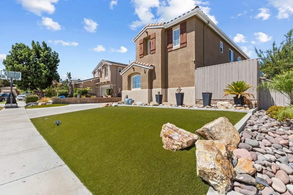 2645 Table Rock Ave
