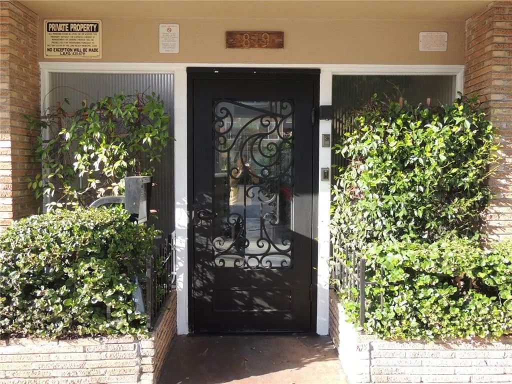 Photo of 819 E 4th St #1, Long Beach, CA 90802 (MLS # PW26048120)