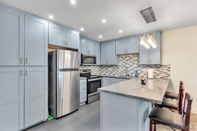 1631 Bayview Heights Dr 12