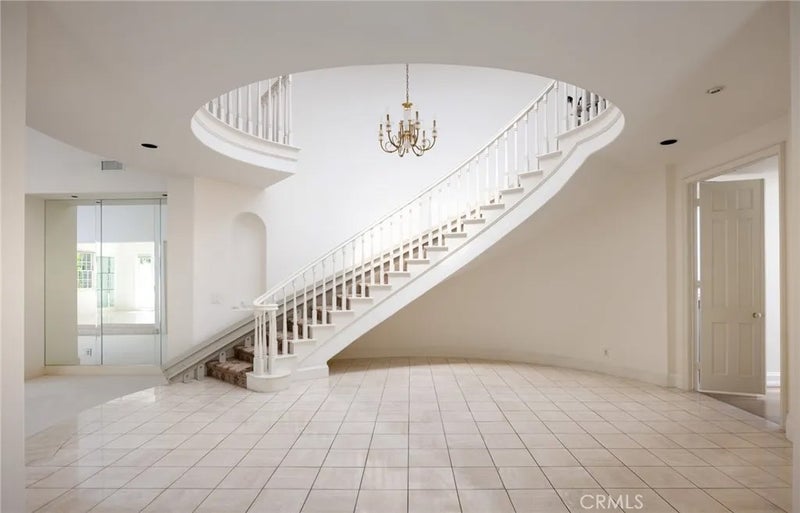 2 Chatham Court