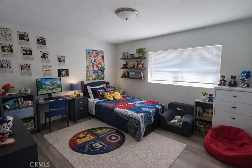 2354 W 239th