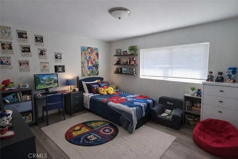 2354 W 239th