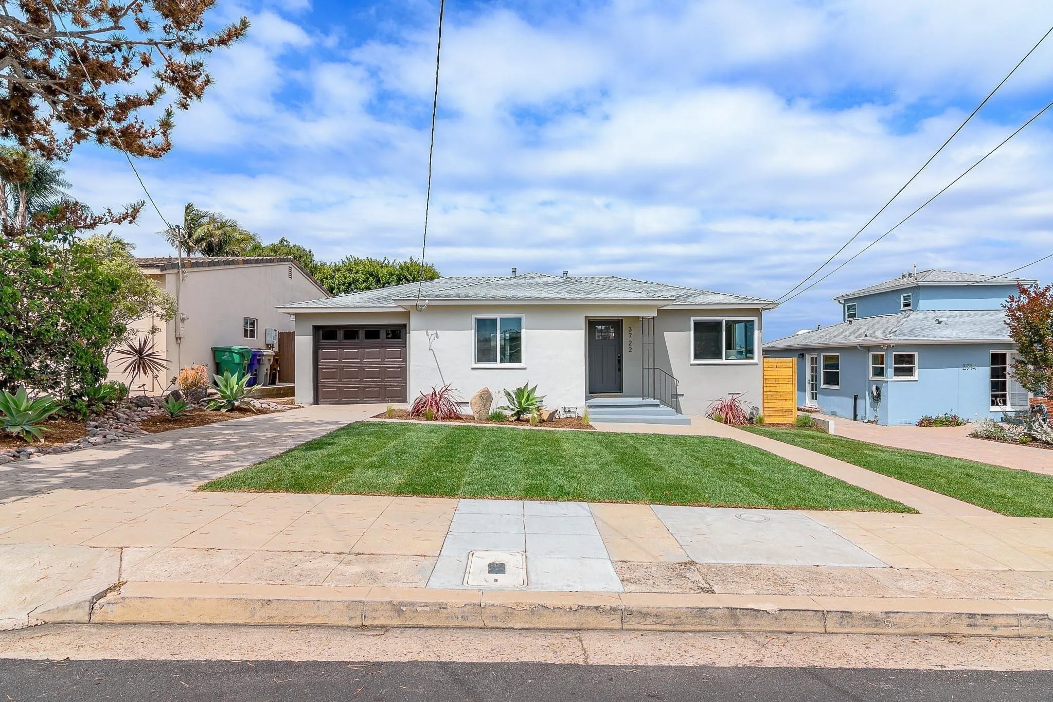 3722 Dixon Pl