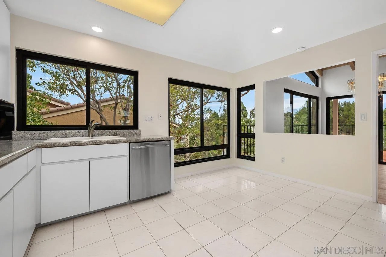 2509 Caminito Muirfield