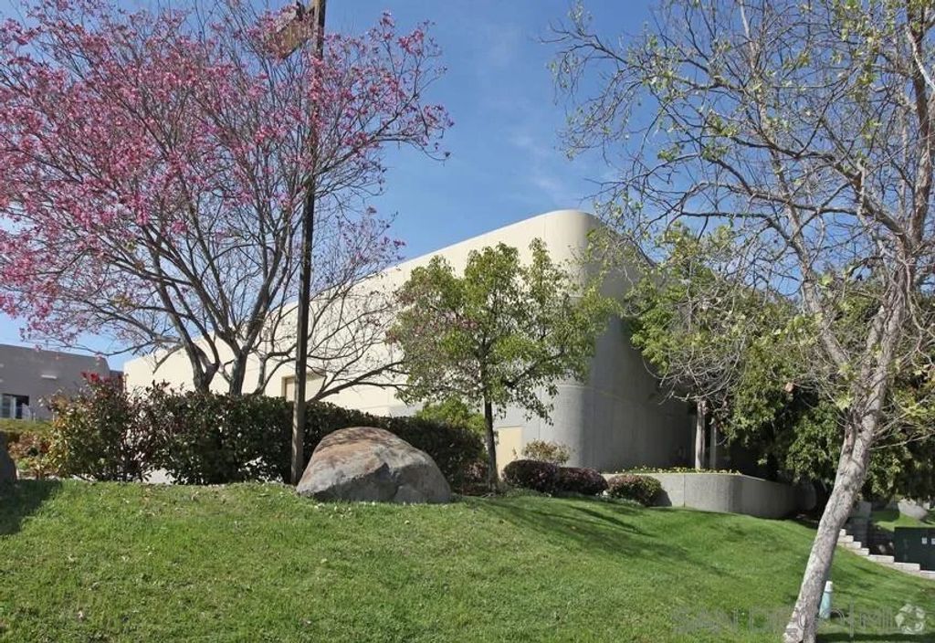 Photo of 911 S Andreasen, Escondido, CA 92029 (MLS # 240015192)