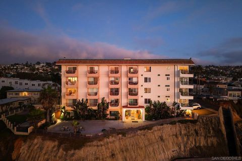Photo of 4878 Pescadero Ave #103, San Diego, CA 92107 (MLS # 250041595)