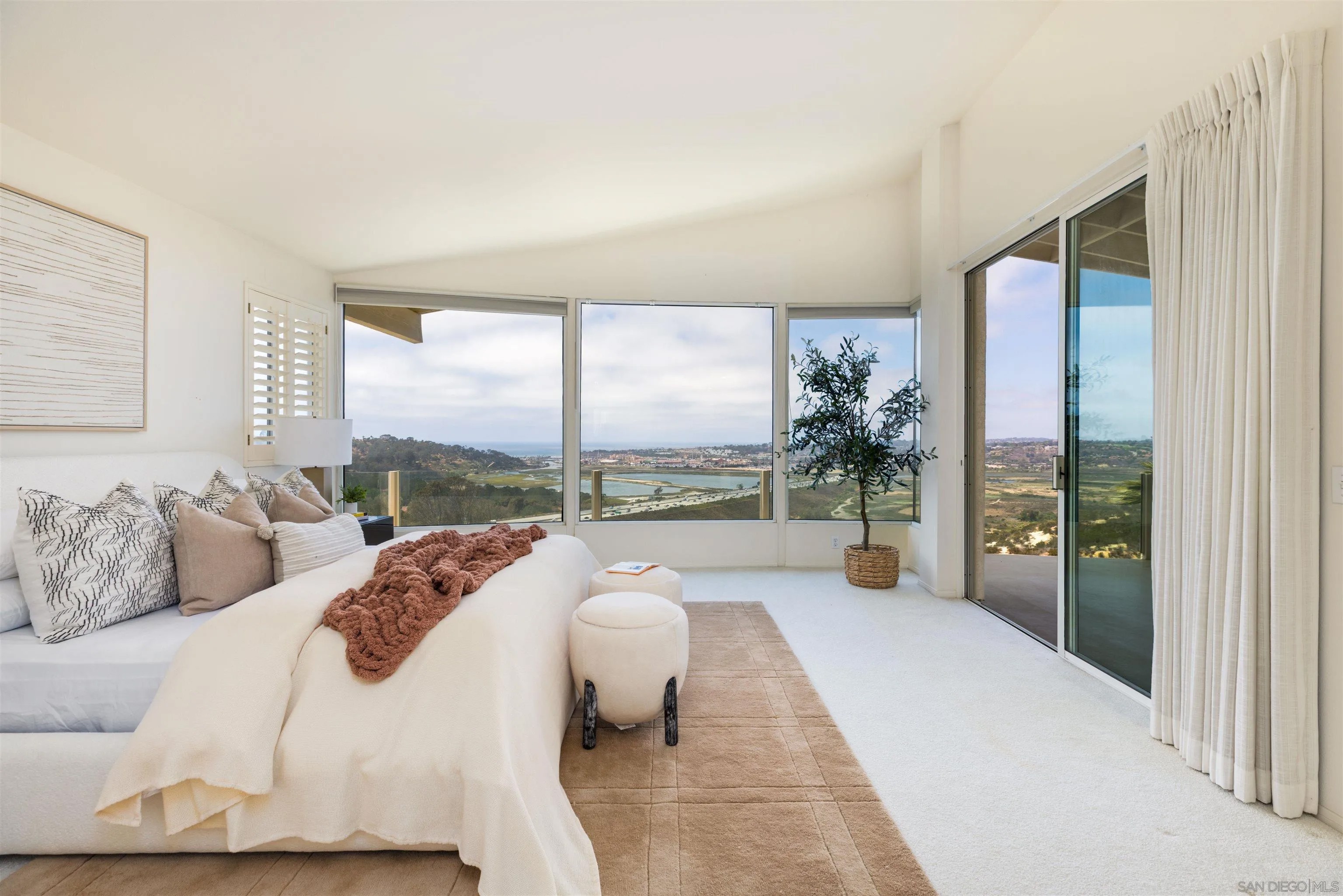 13286 Ocean Vista Rd