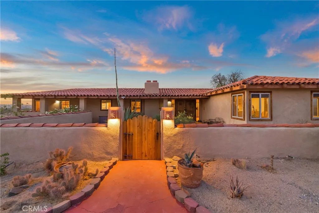 74784 Foothill Drive