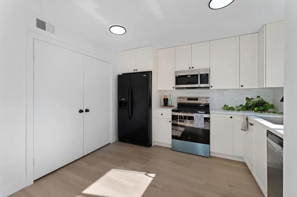 Photo of 626 Beverly Place, San Marcos, CA 92078 (MLS # NDP2600610)