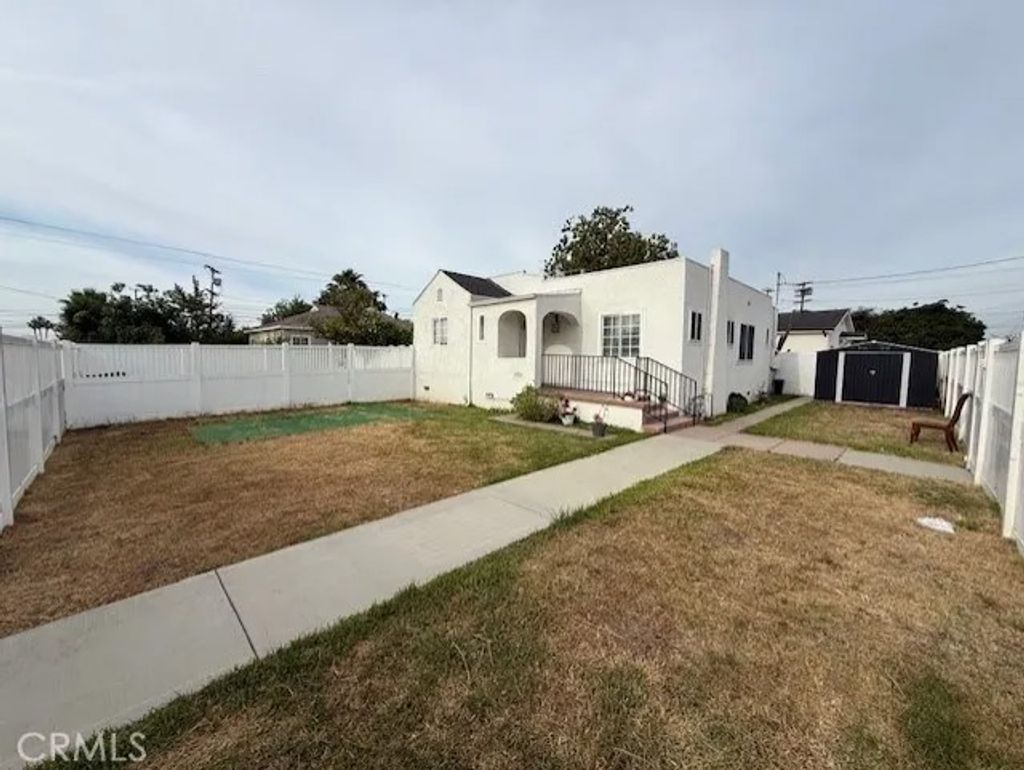 Photo of 7737 Ferncola Avenue, Sun Valley, CA 91352 (MLS # BB26087081)