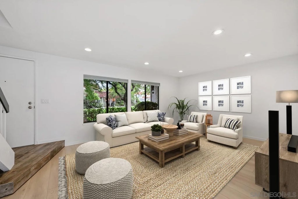 Photo of 3107 Via Sombra, Carlsbad, CA 92010 (MLS # 260016893)