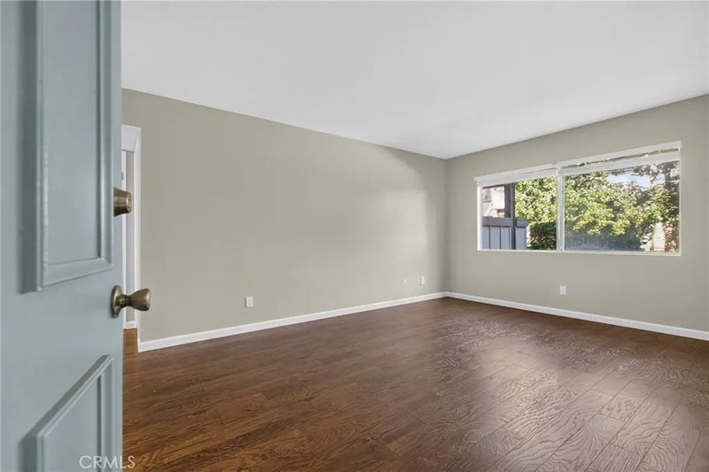 1346 E Hillcrest 42