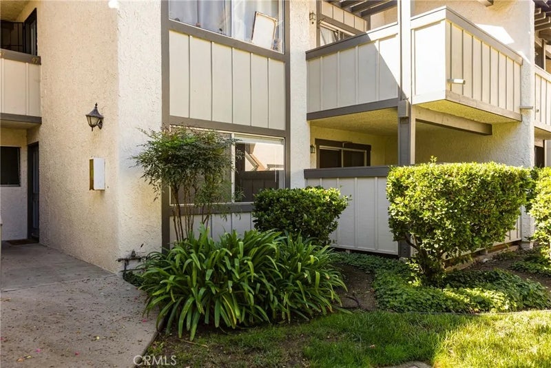 1346 E Hillcrest 42