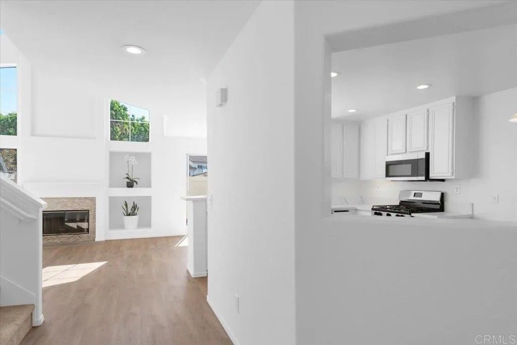 Photo of 1275 Natoma Way #B, Oceanside, CA 92057 (MLS # NDP2510247)