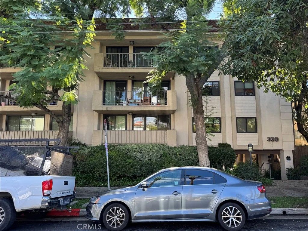 Photo of 330 W California Boulevard #203, Pasadena, CA 91105 (MLS # SR26013406)