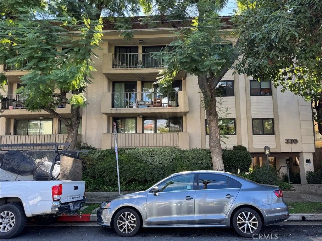 Photo of 330 W California Boulevard #203, Pasadena, CA 91105 (MLS # SR26013406)