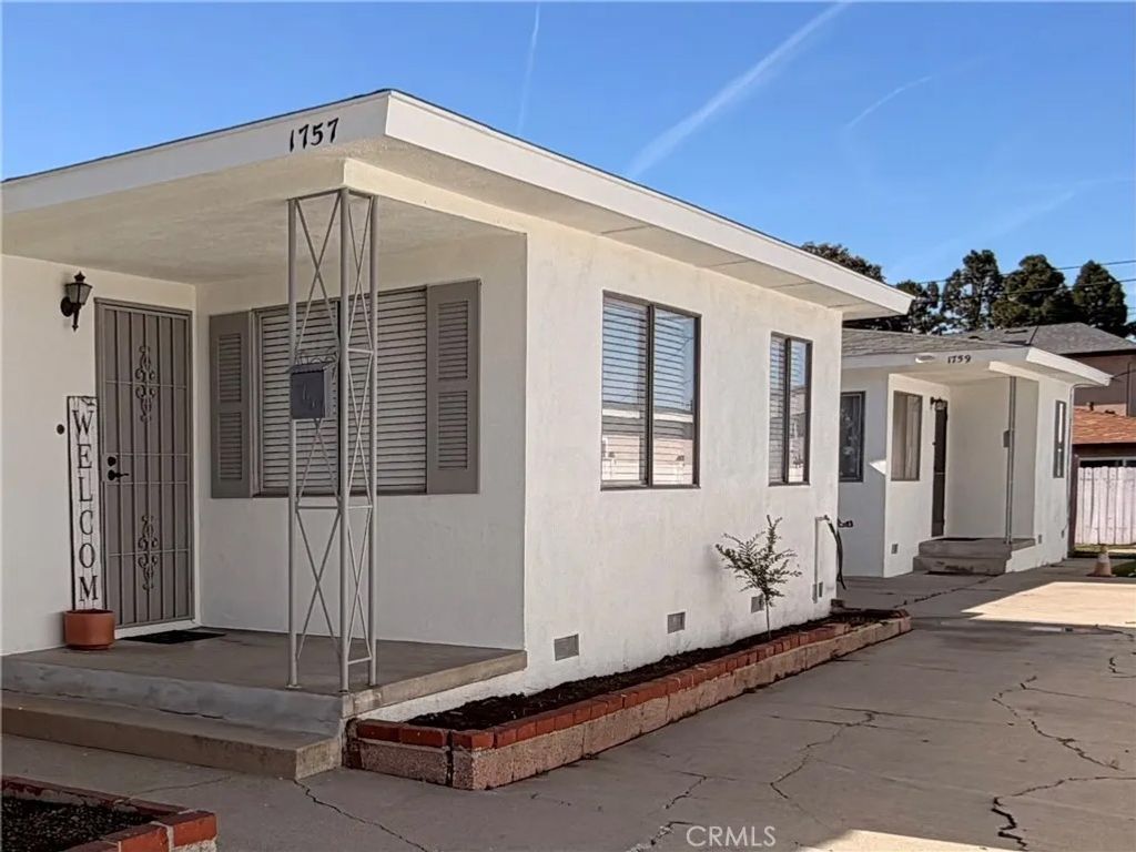 Photo of 1757 252nd St, Lomita, CA 90717 (MLS # SB26081843)