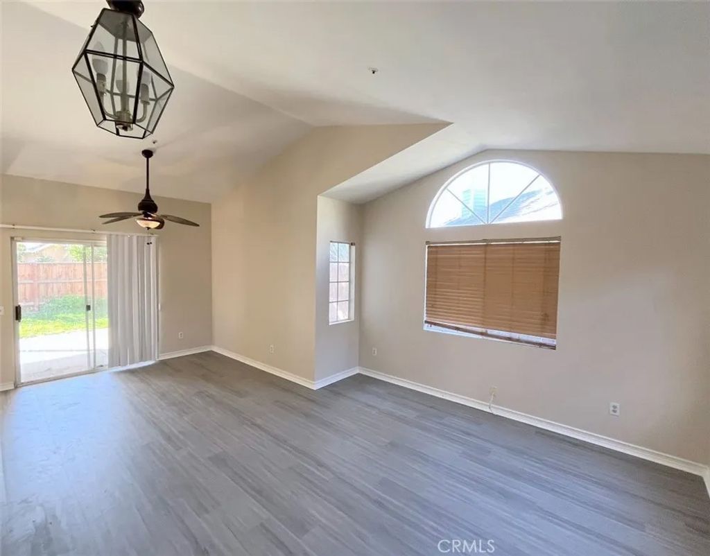Photo of 13507 Fremont St, Fontana, CA 92336 (MLS # CV26006257)