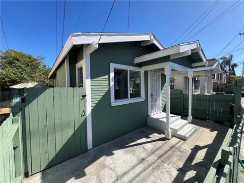 Tiny photo for 1084 N Almond Court, Long Beach, CA 90813 (MLS # RS25252249)