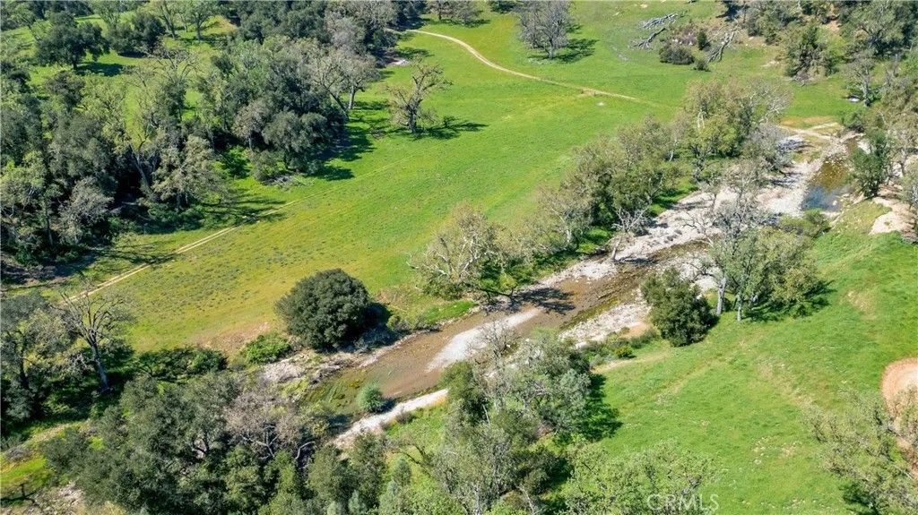 Photo of 0 Tres Vista, Paso Robles, CA 93446 (MLS # NS26058065)