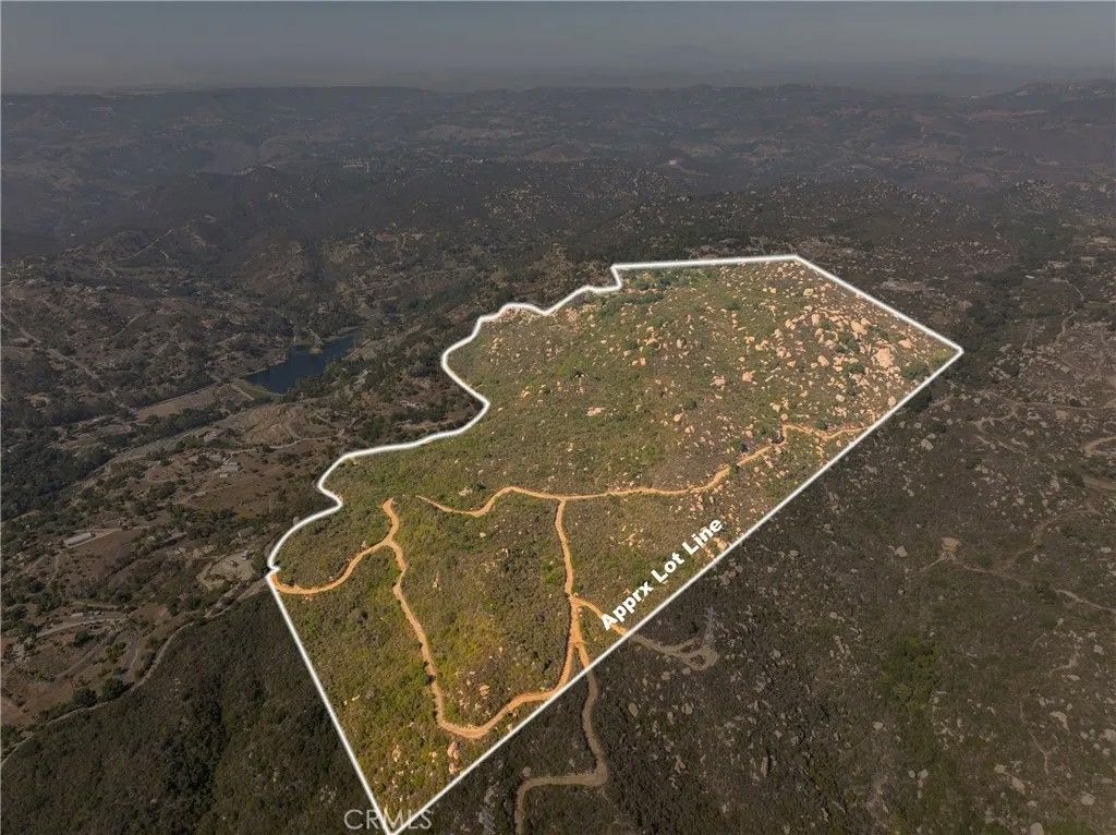 Photo of 0 Harris Spur Truck, Fallbrook, CA 92028 (MLS # SW26024531)