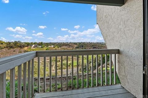 Tiny photo for 2925 Cowley Way #B, Clairemont, CA 92117 (MLS # NDP2510223)