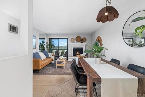 Tiny photo for 2925 Cowley Way #B, Clairemont, CA 92117 (MLS # NDP2510223)