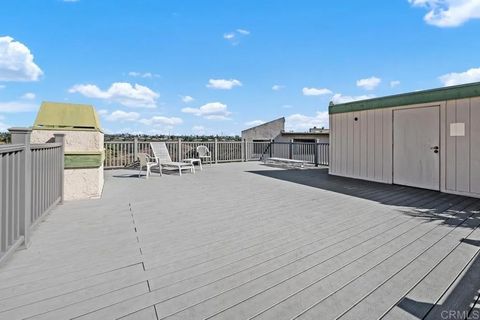 Tiny photo for 2925 Cowley Way #B, Clairemont, CA 92117 (MLS # NDP2510223)