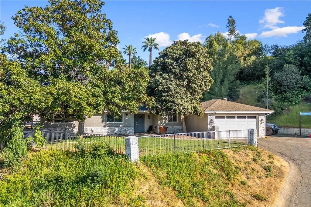 Photo of 30825 Palo Alto Drive, Redlands, CA 92373 (MLS # IG26061309)
