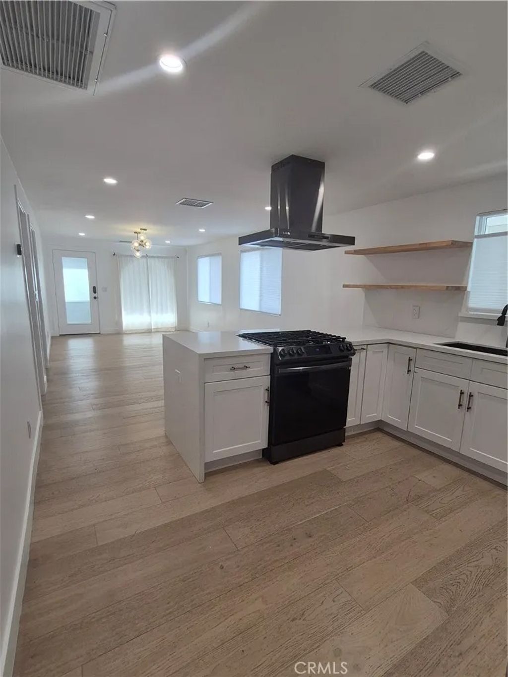 Photo of 3439 Plata, Los Angeles, CA 90026 (MLS # SR26032998)