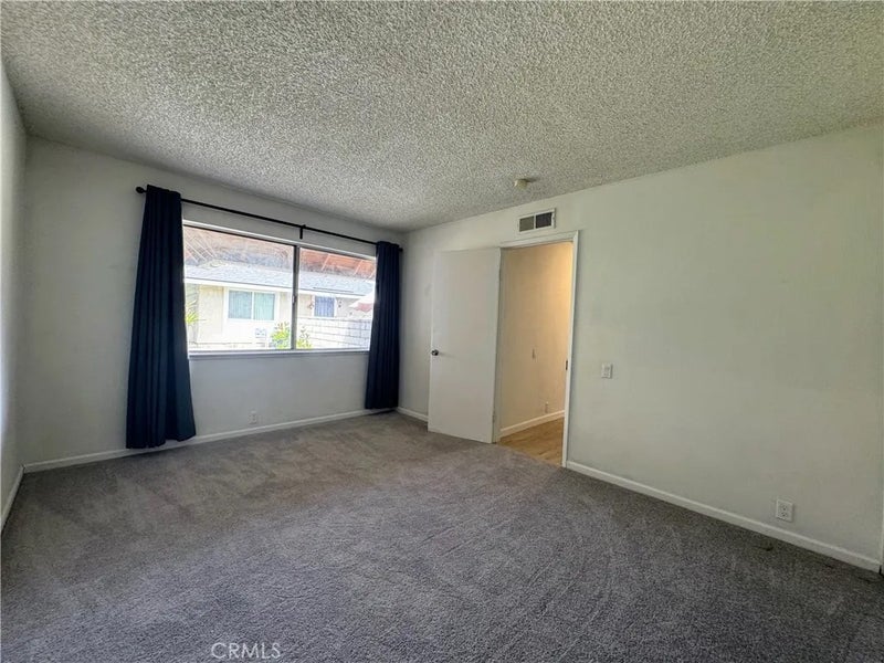2109 Eveningside