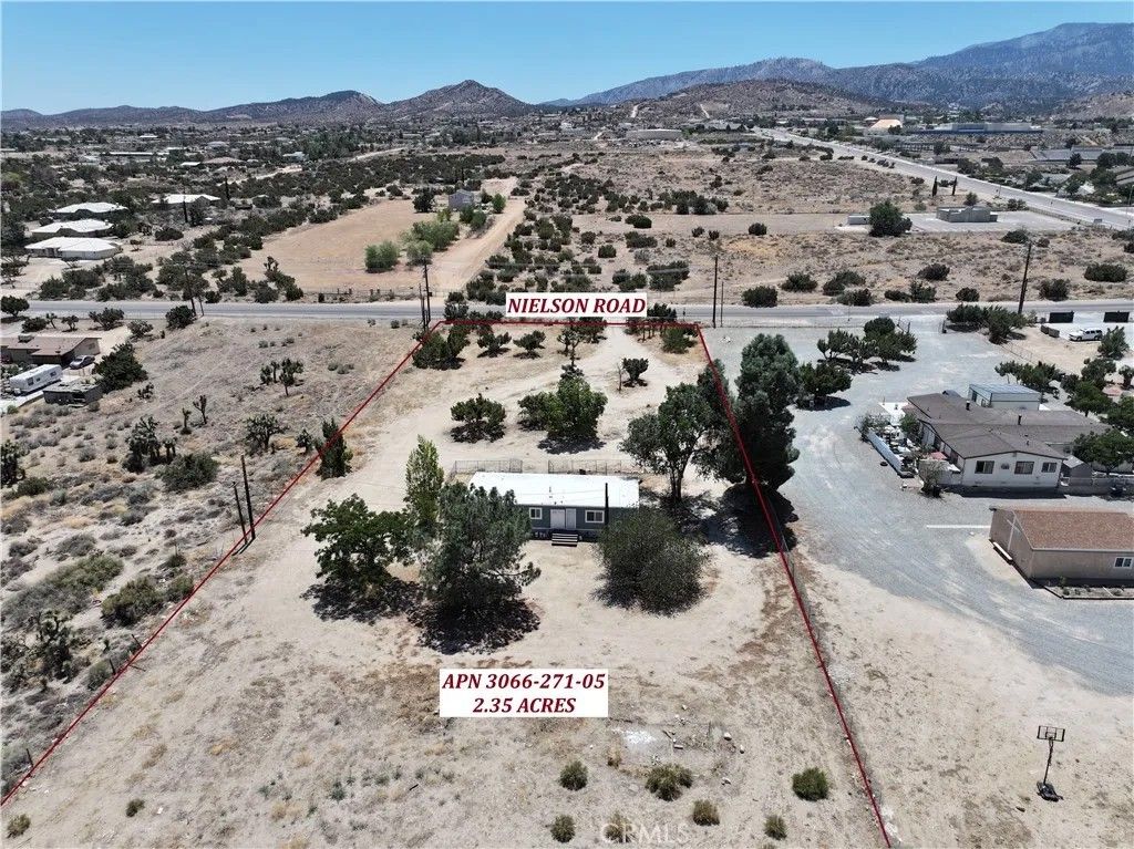 Photo of 4190 Nielson Road, Phelan, CA 92371 (MLS # HD25281634)
