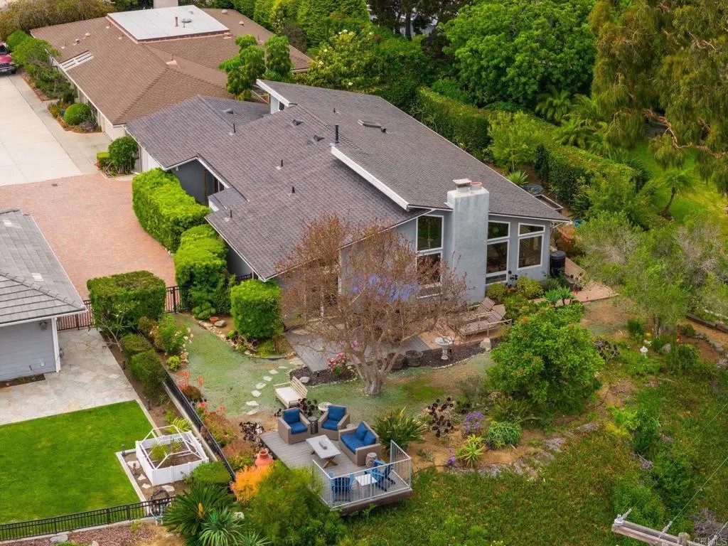 764 E Solana Circle