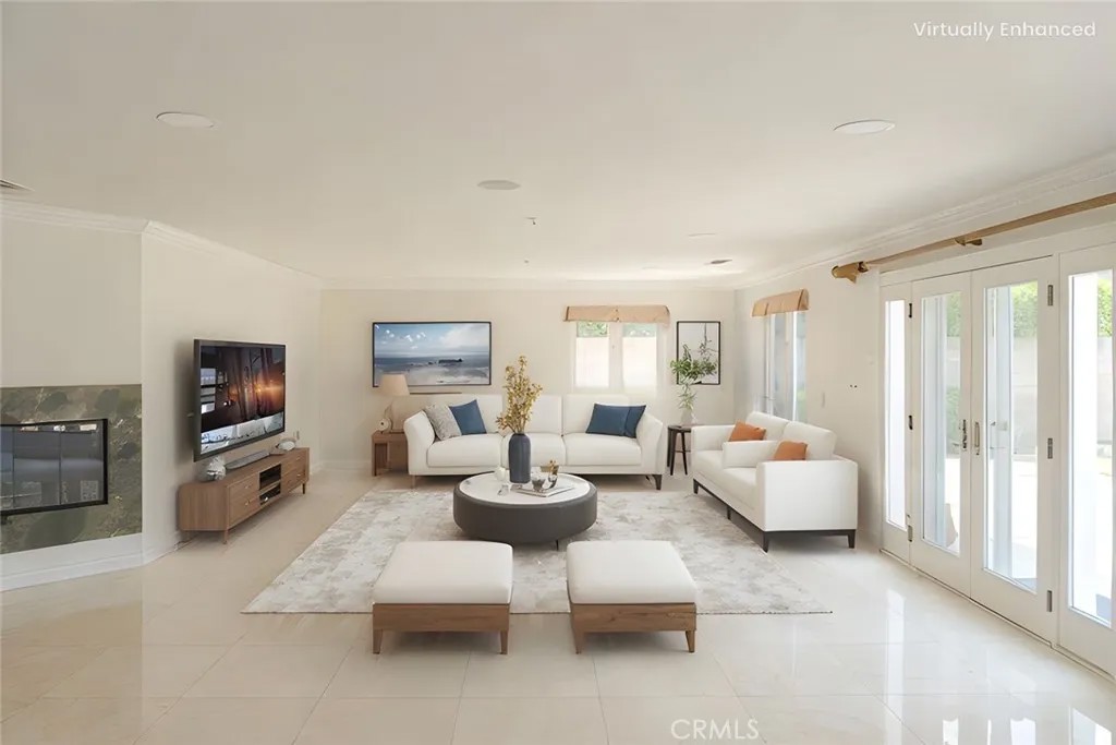 49 W La Sierra Drive
