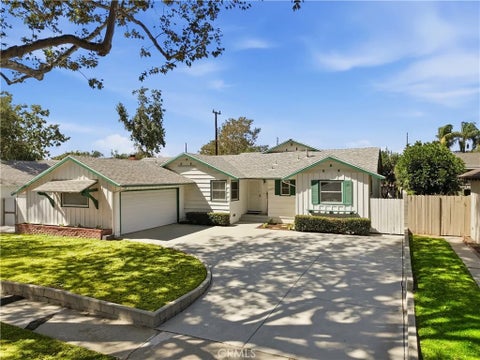 Photo of 4119 Belinda Street, Simi Valley, CA 93063 (MLS # SR26192538)