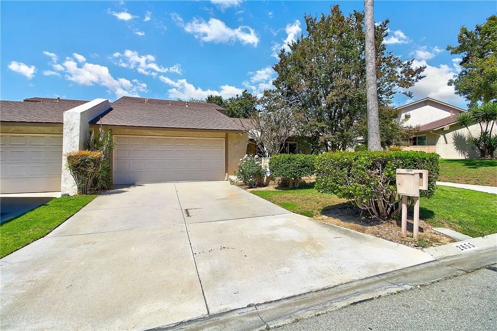Photo of 2655 Doubletree Dr, Riverside, CA 92506 (MLS # IV26091955)