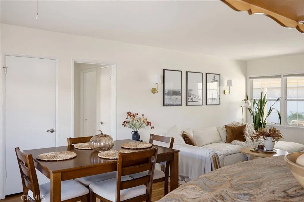 13235 Hindry
