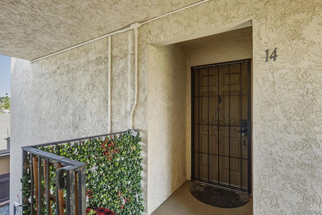 Photo of 300 Roanoke Rd 14 Rd, El Cajon, CA 92019 (MLS # 260003386)